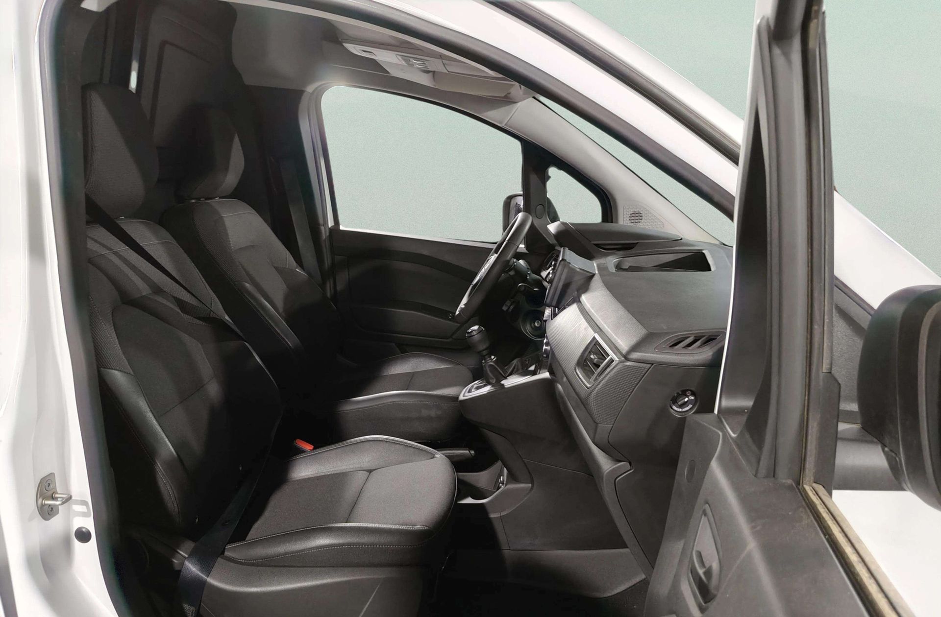 Nissan Townstar Furgon 1.3G L1 Profesional - foto 16