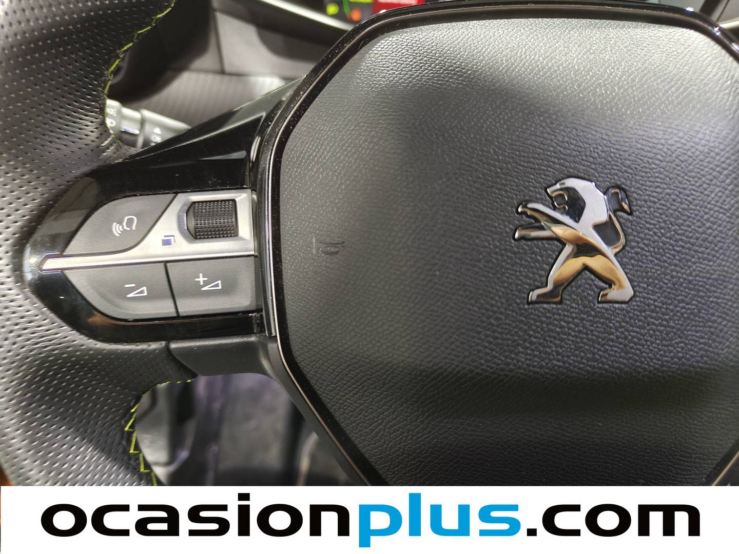 Foto Peugeot 2008 Peugeot 2008 PureTech 130 S&S GT (130 CV)