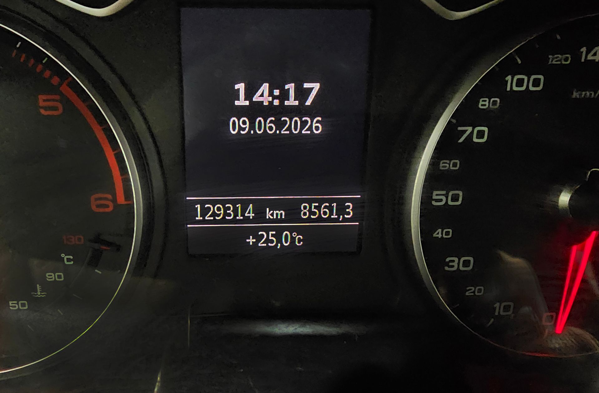 Audi A3 1.6 TDI sport edition - foto 8