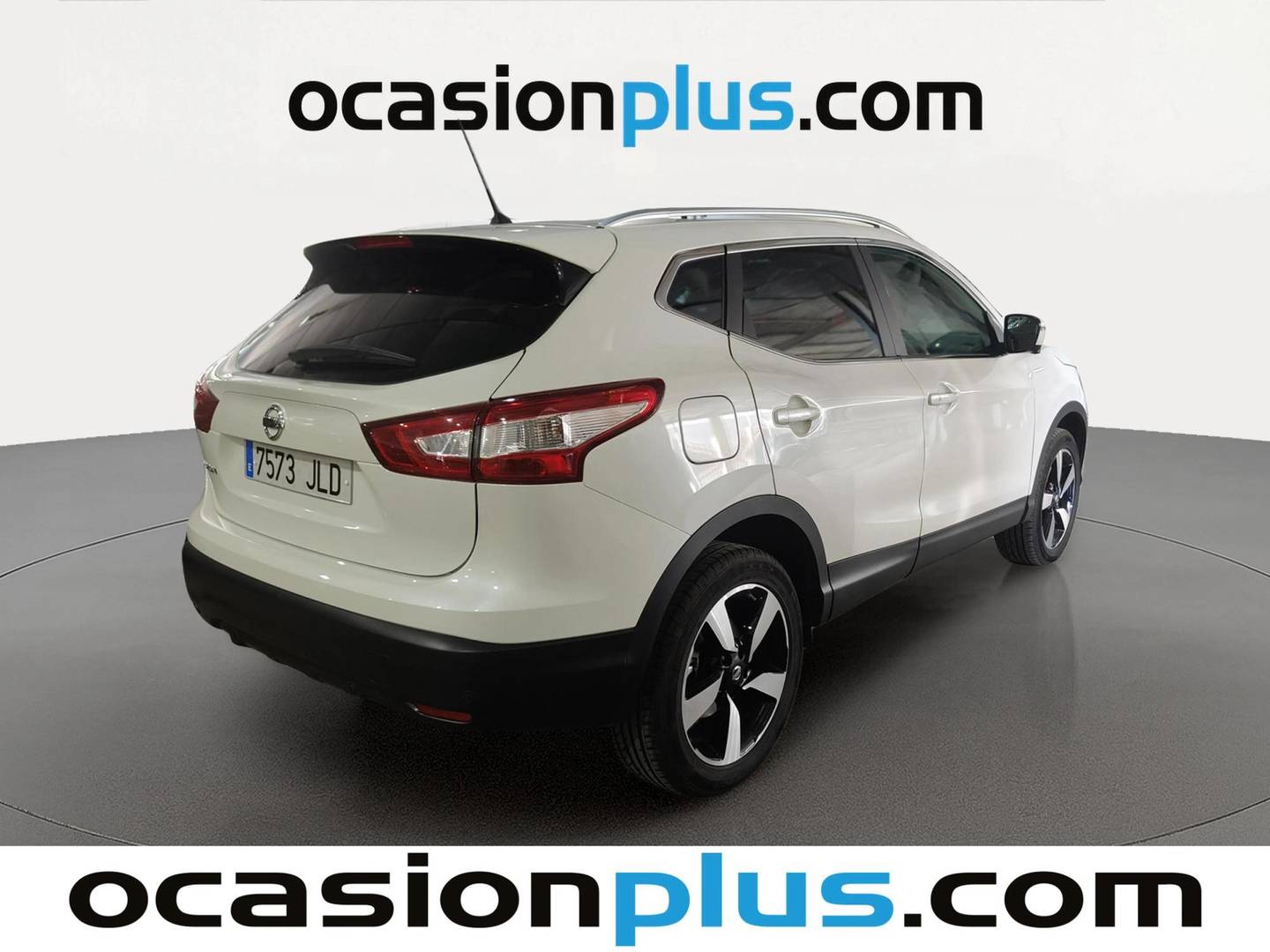 Foto trasera Nissan QASHQAI Nissan Qashqai 1.6 dCi N-Connecta 4x2 (130 CV) derecha