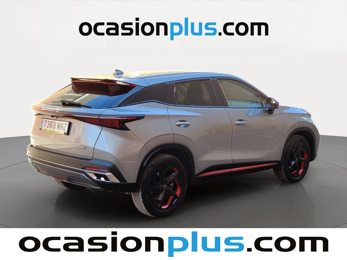 Foto trasera OMODA 5 Omoda 5 1.6 T-GDI Premium DCT (185 CV) derecha