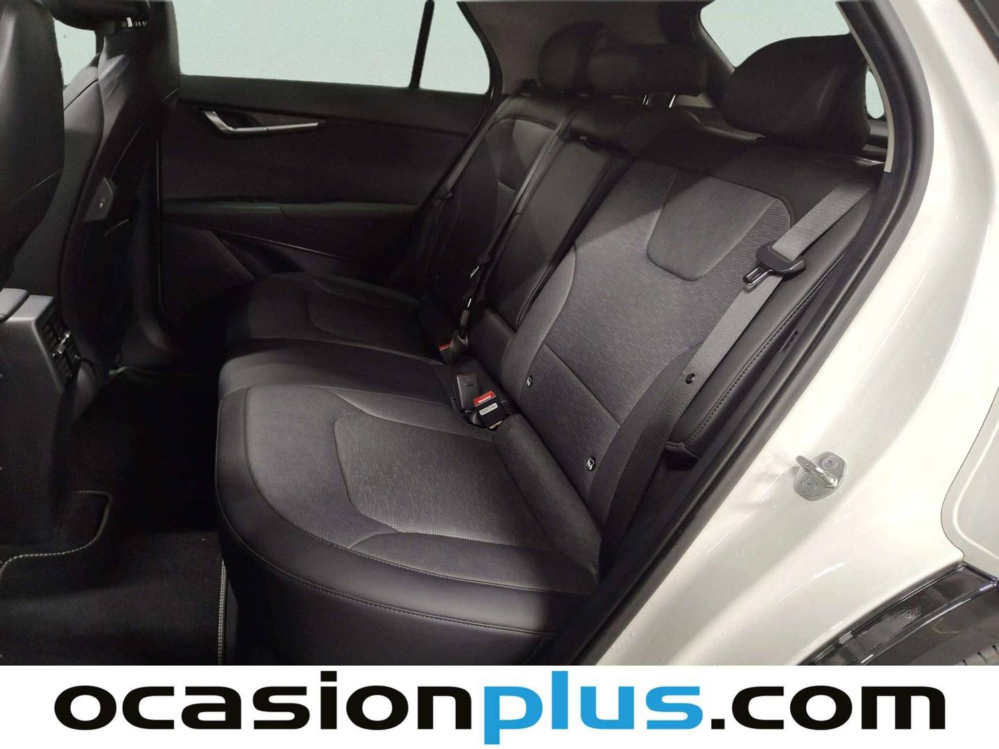 Foto asientos traseros KIA e-Niro KIA e-Niro Emotion (Long Range) (204 CV)