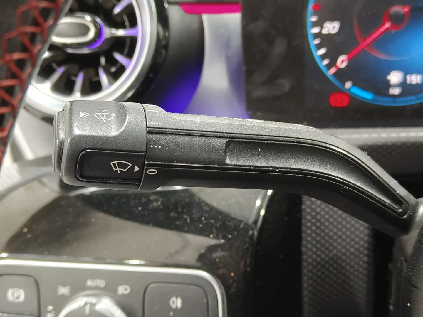 Foto Mercedes CLA Mercedes-Benz CLA 200 (163 CV) Pack AMG