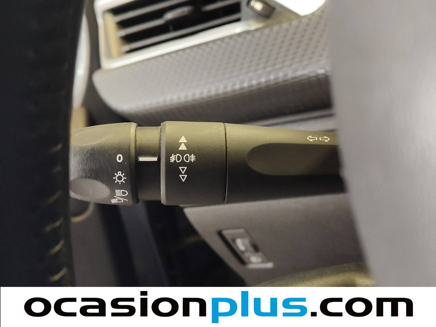 Foto Peugeot 208 Peugeot 208 1.2L PureTech Style (82 CV)