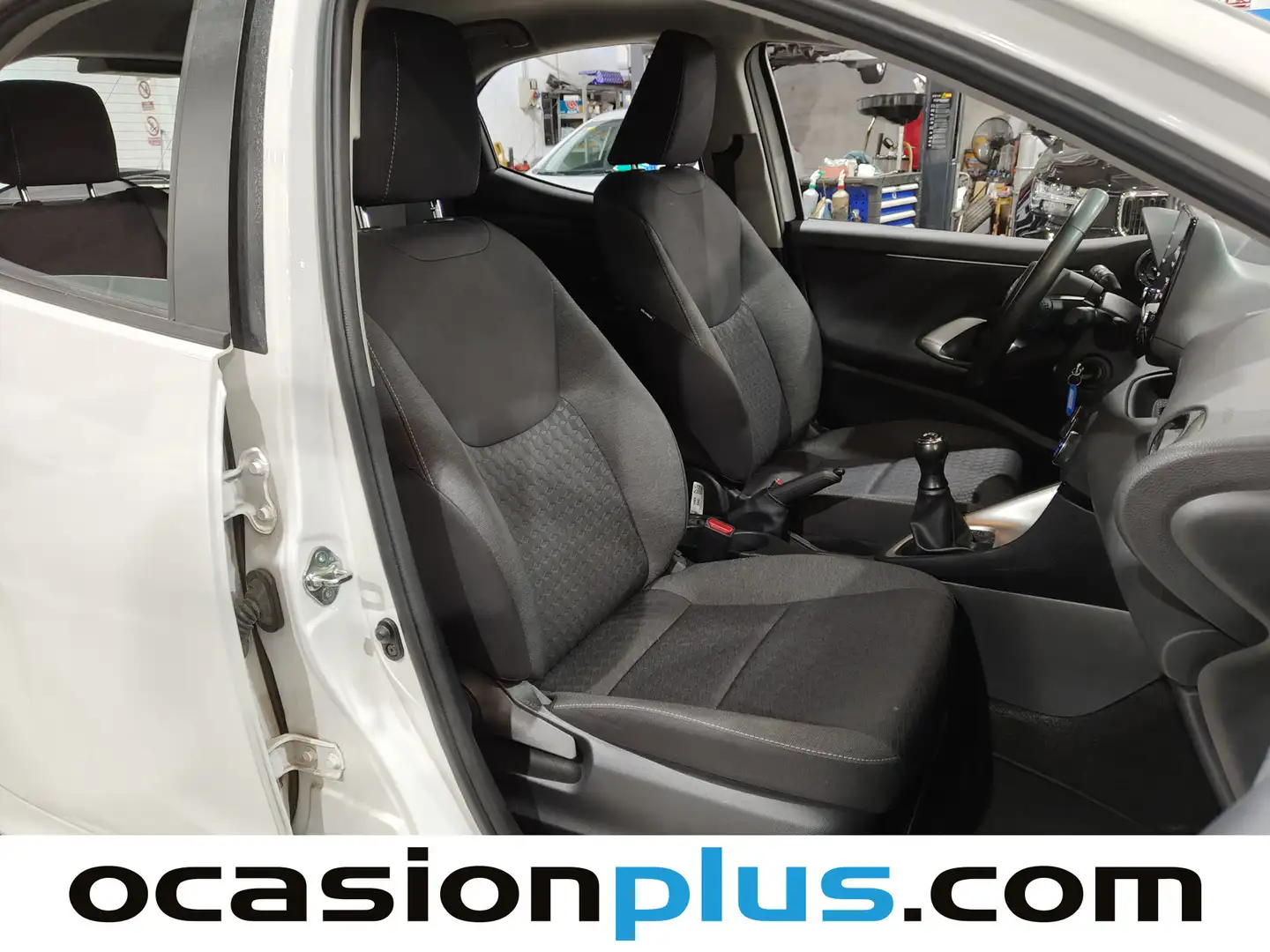 Foto Toyota Yaris Toyota Yaris 1.0 70 Business (69 CV)