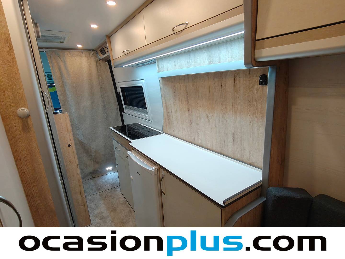 Volkswagen Crafter Volkswagen Crafter 35 Furgón Batalla Larga con Voladizo L5H3 2.0 TDI (140 CV) 2021