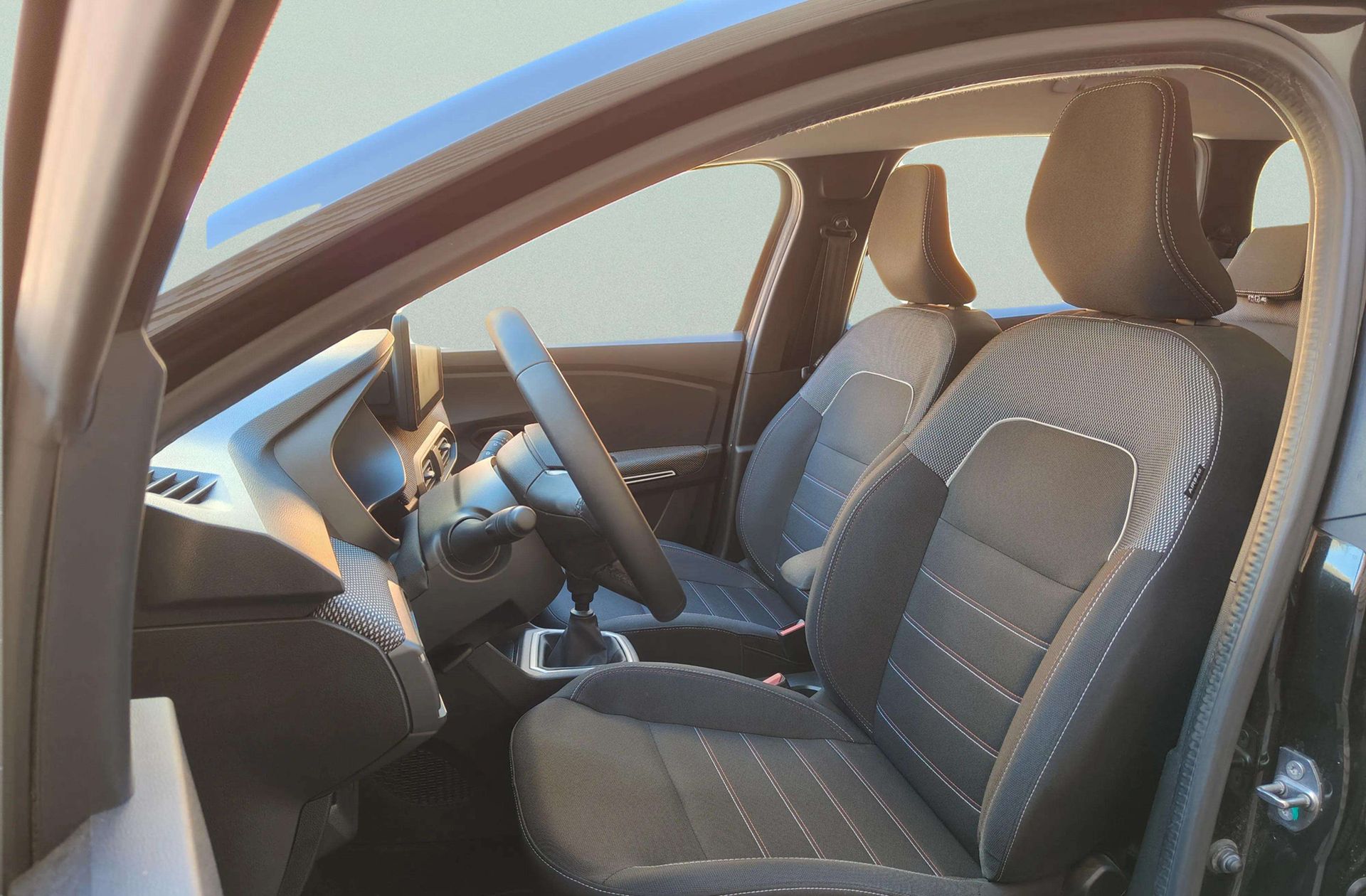 Dacia Jogger Serie Limitada Extreme Go ECO-G 5 plazas - foto 11