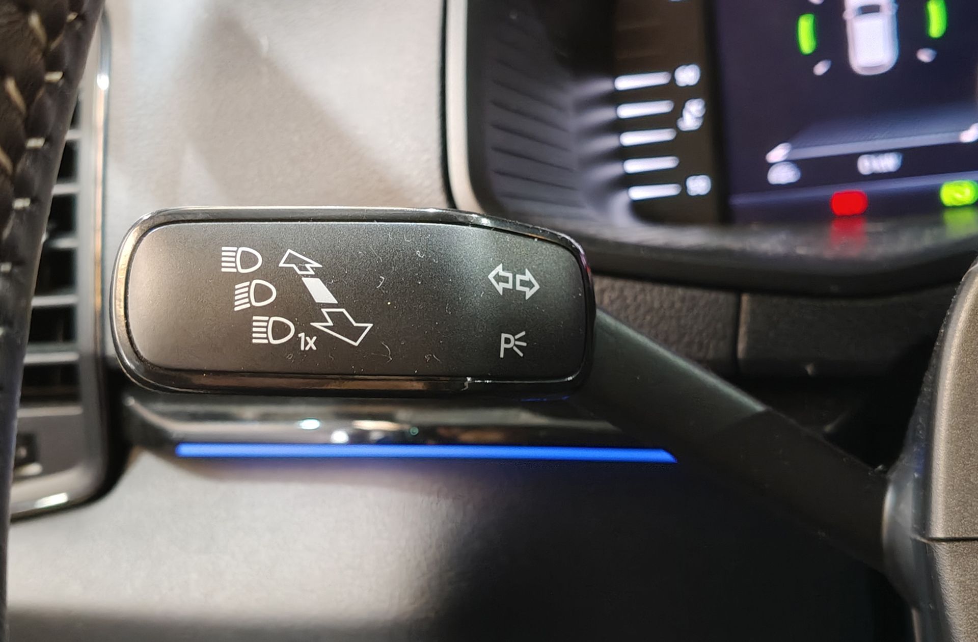 Škoda Karoq 1.5 TSI ACT Sportline DSG - foto 31