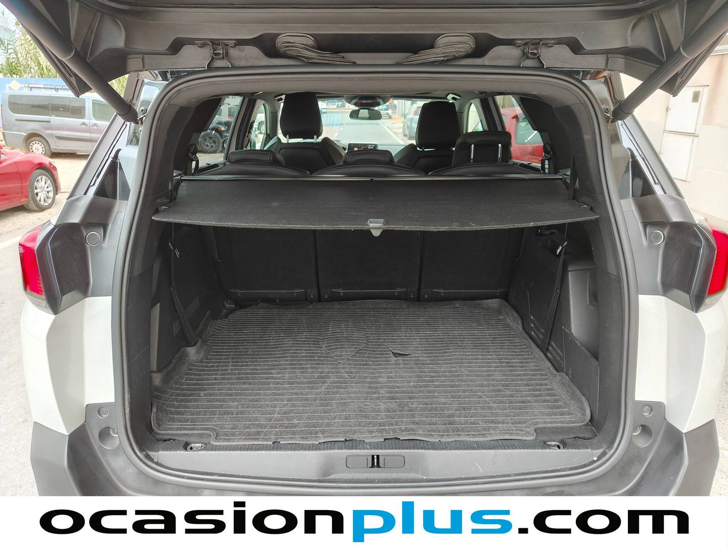 Foto Peugeot 5008 Peugeot 5008 PureTech 180 GT Line EAT8 (180 CV) 7 Plazas siete plazas