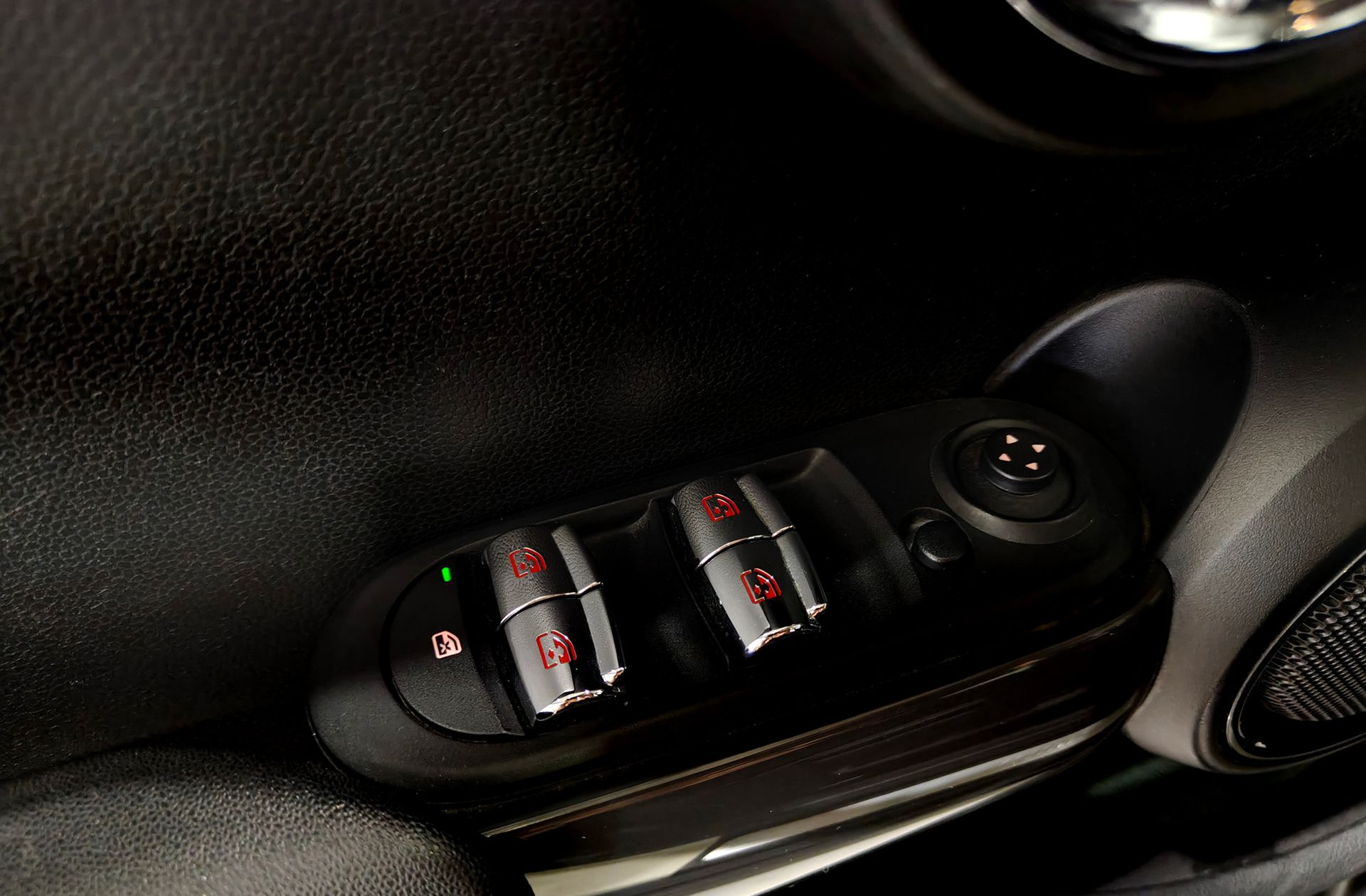 MINI Cooper One - foto 33