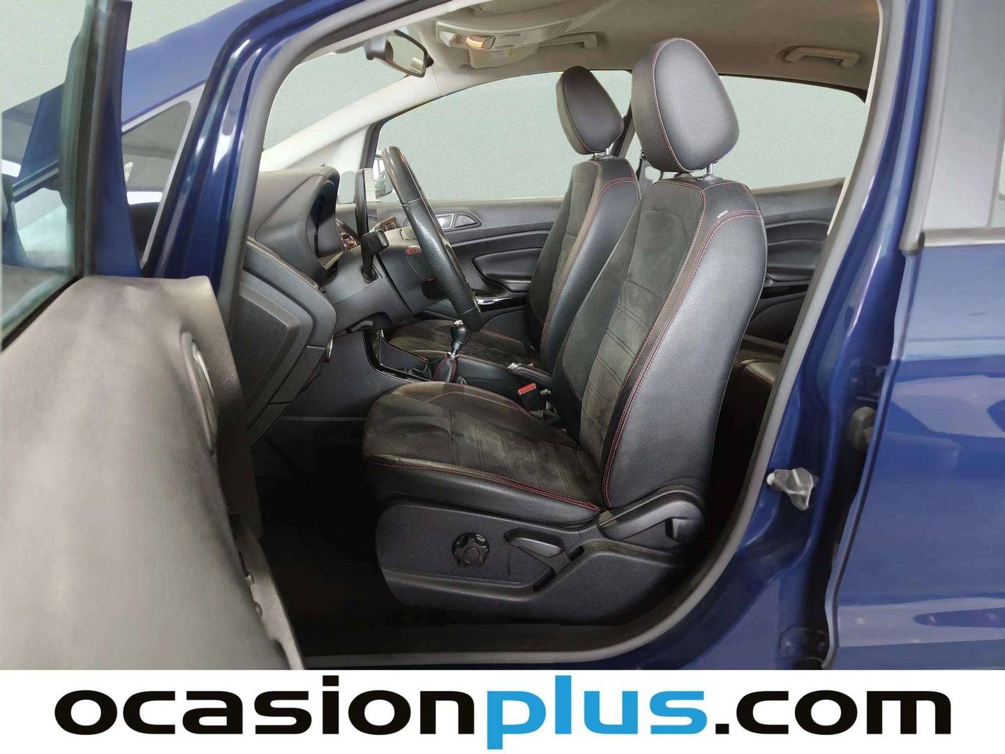 Foto asientos delanteros Ford EcoSport Ford EcoSport 1.5 TDCi EcoBlue S&S ST Line (125 CV)