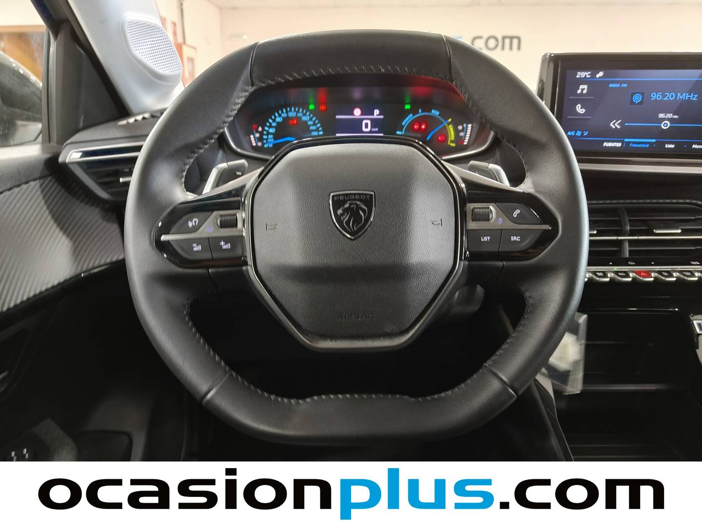 Peugeot 208 Peugeot 208 Style Hybrid 110 eDCS6 (110 CV) de ocasión