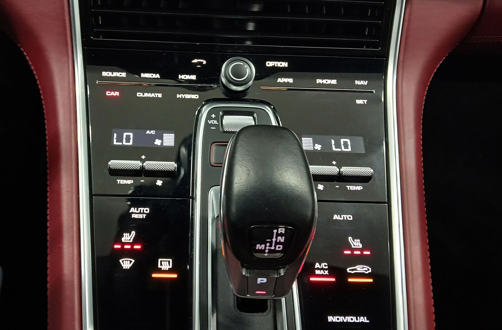 Porsche Panamera 4 E-Hybrid - foto 36