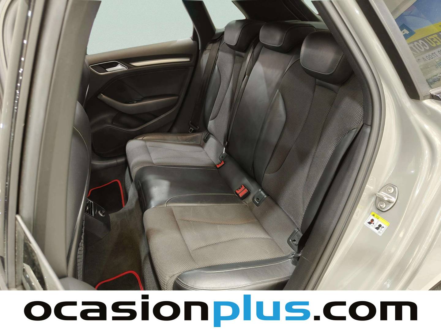 Foto asientos traseros Audi A3 Audi A3 Sportback Black line 35 TDI (150 CV) S tronic Pack S-Line