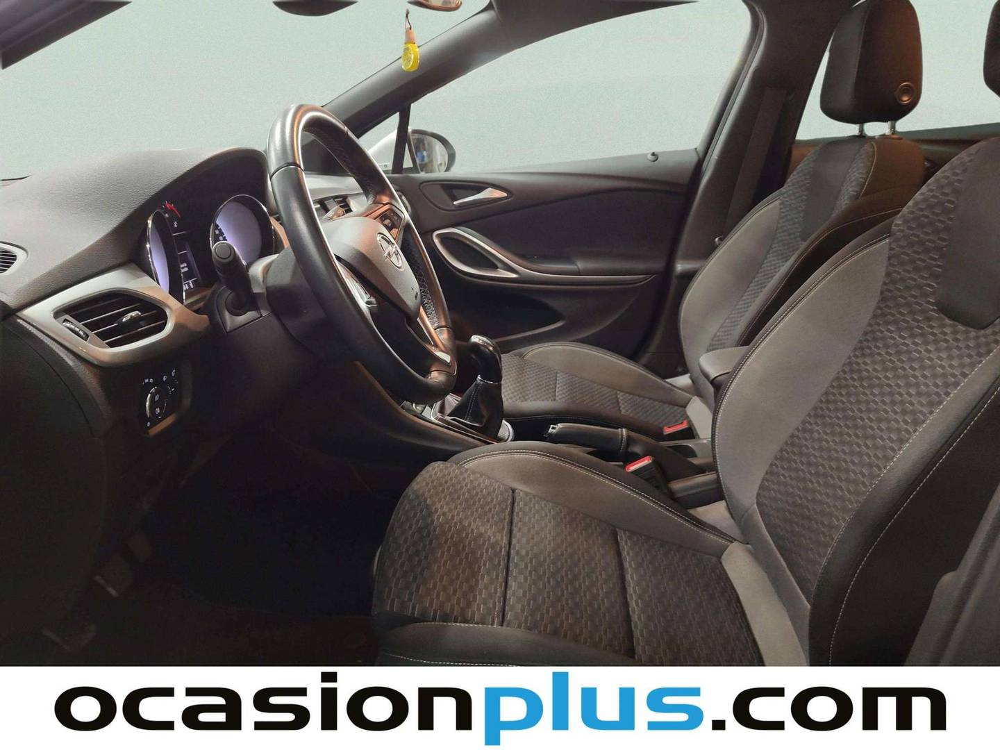 Foto asientos delanteros Opel Astra Opel Astra Sports Tourer 1.2 Turbo SHL GS Line (110 CV)