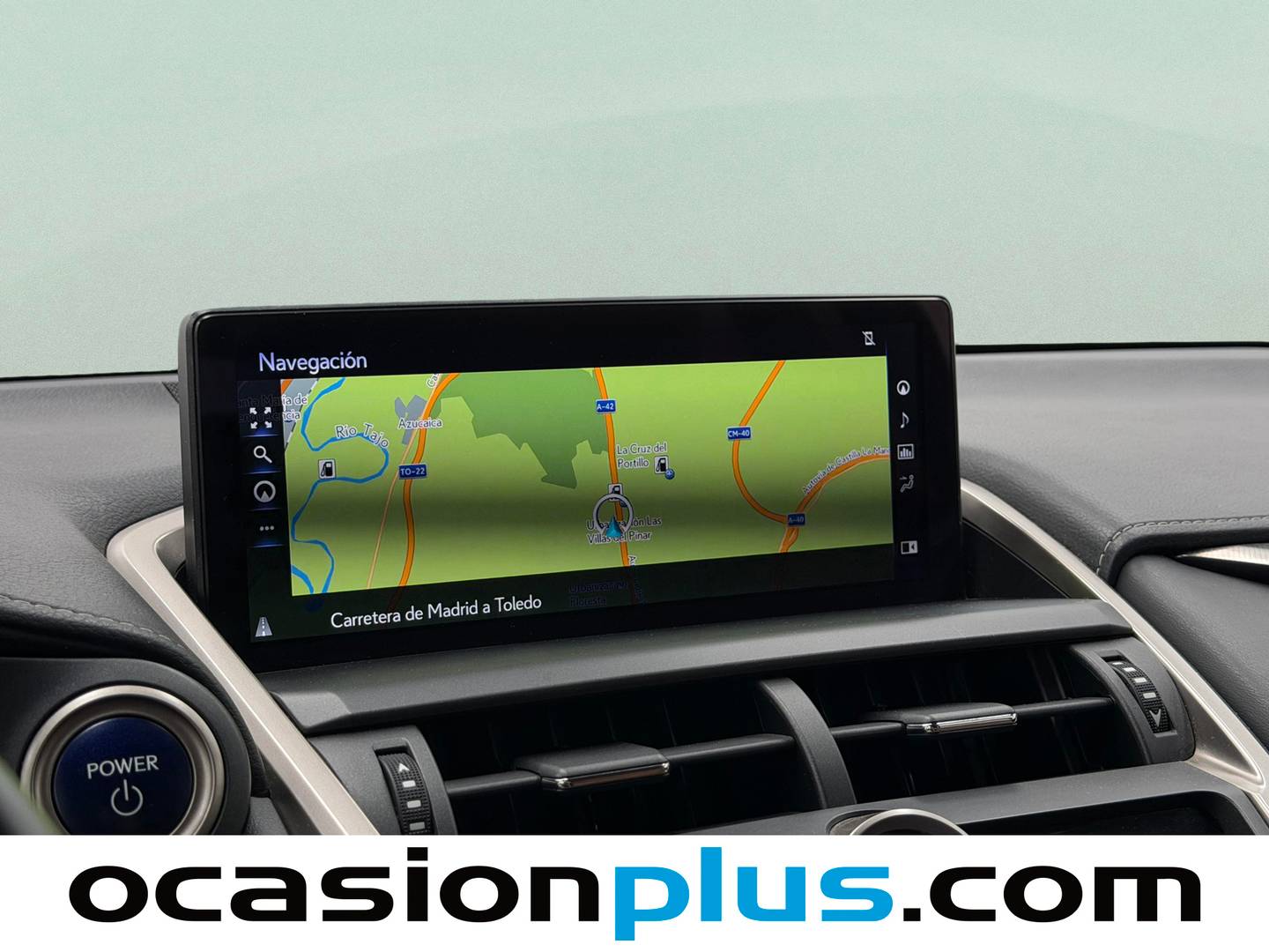 Equipamiento del Lexus NX Lexus NX 300h Executive Navigation 4WD 145 kW (197 CV)