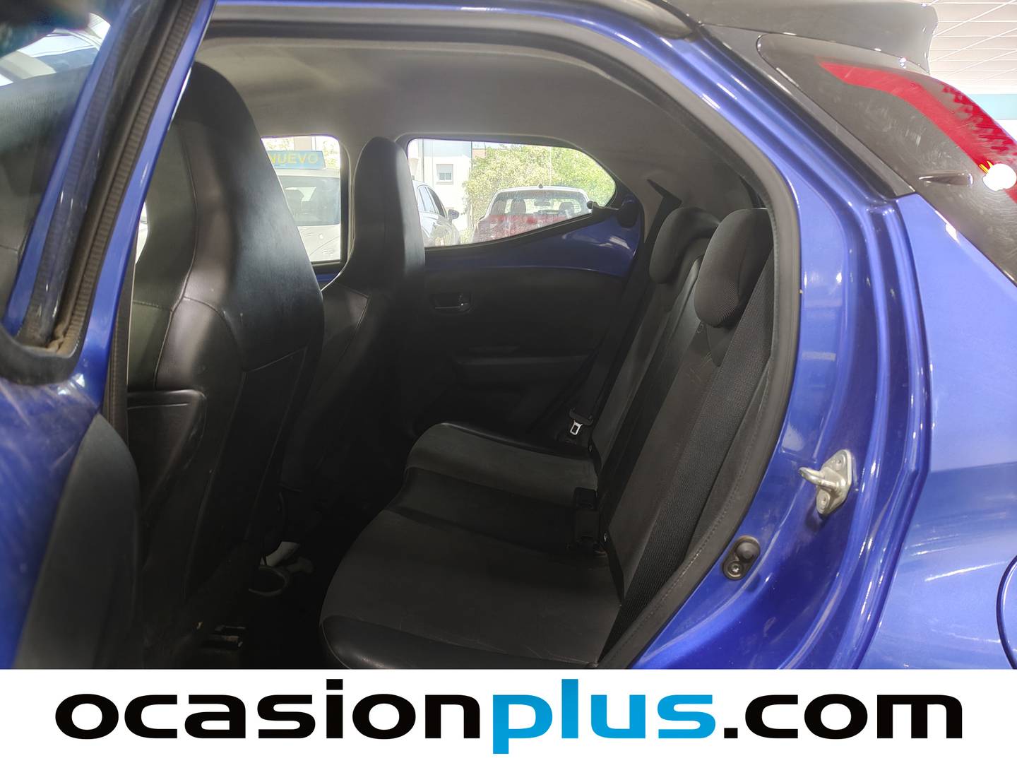 Foto asientos traseros Toyota Aygo Toyota Aygo 1.0 x-clusiv (72 CV)
