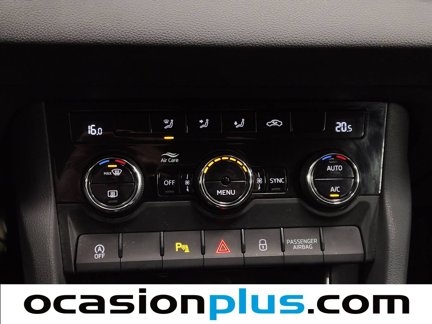 Foto Skoda Karoq Skoda Karoq 2.0 TDI Selection (115 CV)