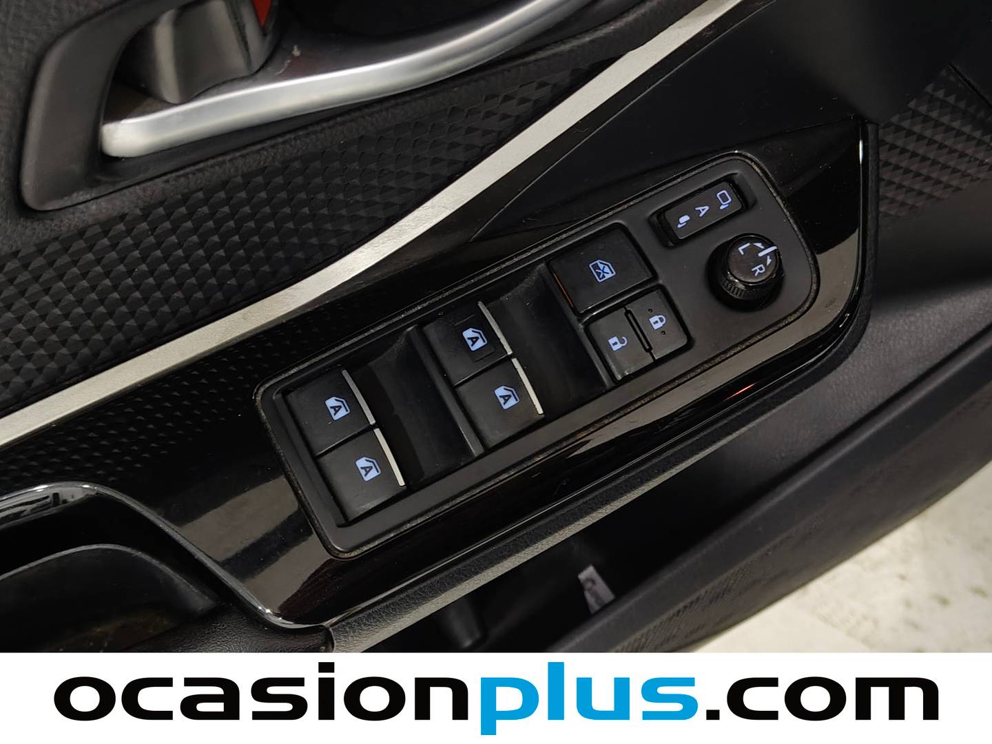 Toyota C-HR Toyota C-HR 1.8 125H Advance (122 CV) automático