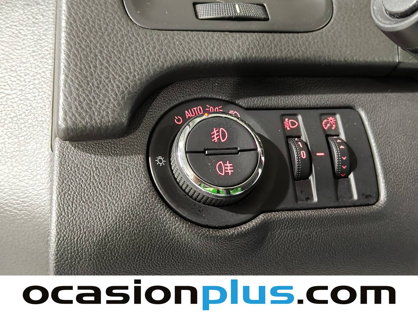 Foto Opel Insignia Opel Insignia 1.4 Turbo S&S Selective (140 CV)