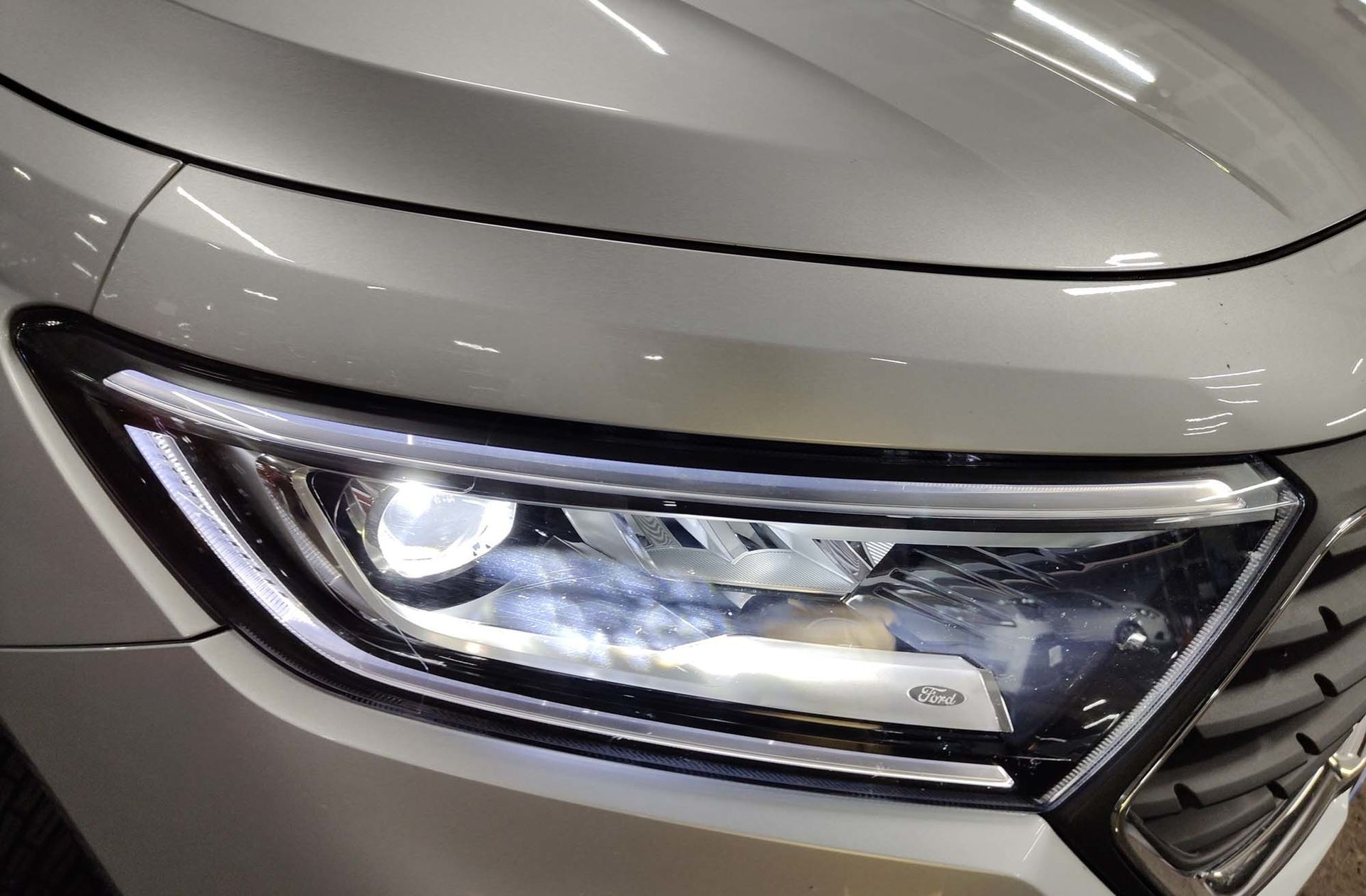 Ford Grand Tourneo Connect 2.0 EcoBlue Titanium 7 plazas - foto 16