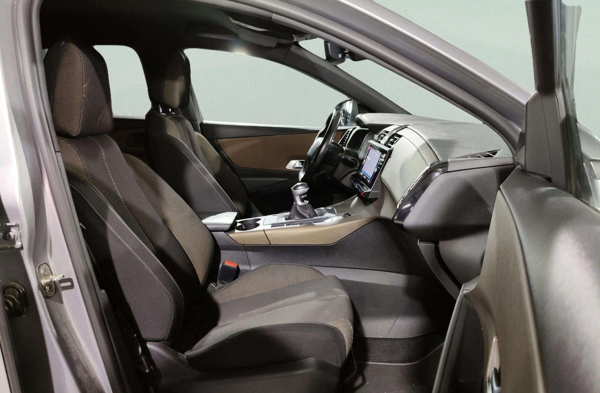 DS 7 Crossback BlueHDi 130 Be Chic - foto 19
