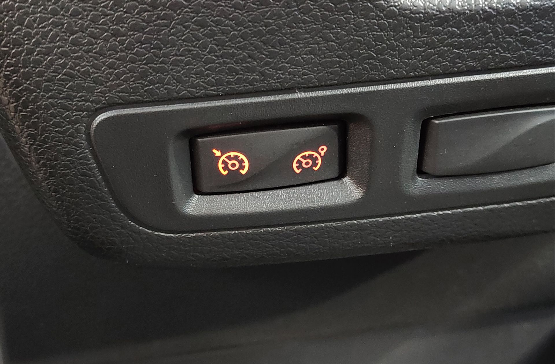 Dacia Lodgy Stepway Comfort dCi 7 plazas - foto 31