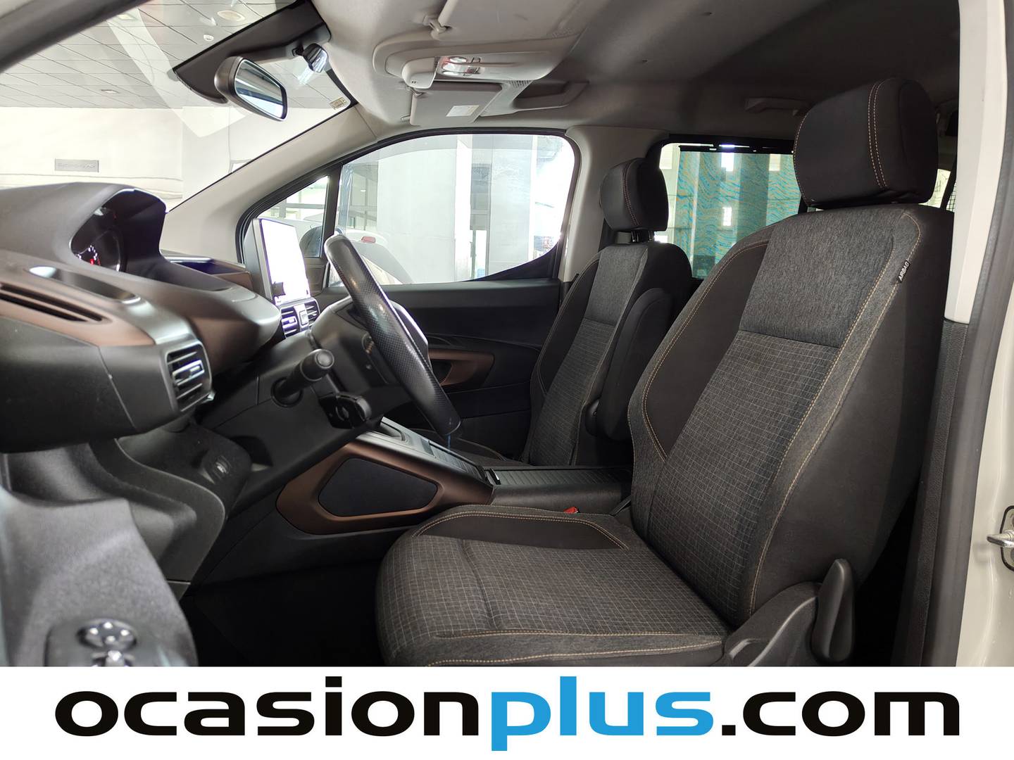 Foto asientos delanteros Peugeot Rifter Peugeot Rifter BlueHDi 100 GT Standard (100 CV)
