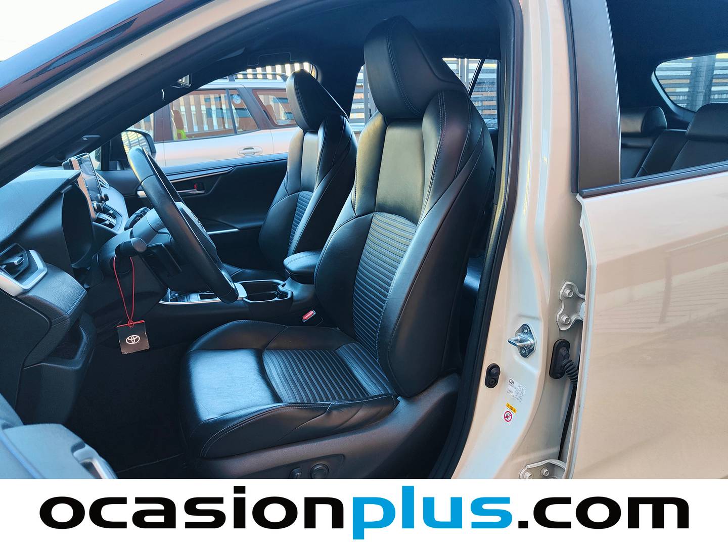 Foto asientos delanteros Toyota Rav4 Toyota Rav4 2.5l hybrid Feel! 160 kW (218 CV)