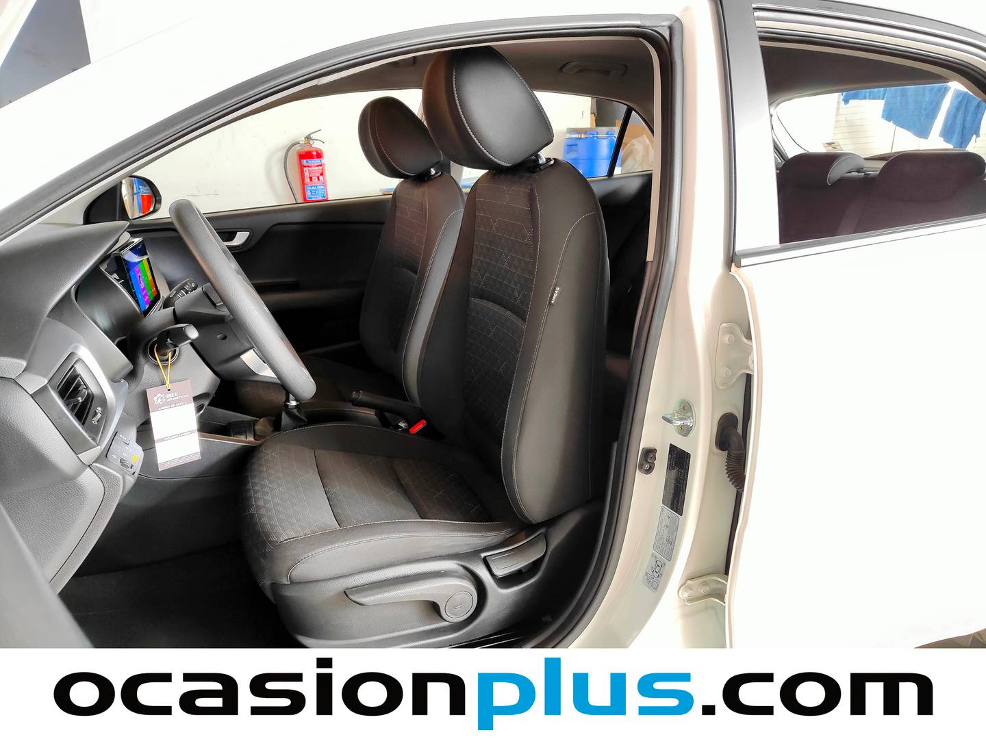 Foto asientos delanteros KIA Rio KIA Rio 1.2 DPi Concept  (84 CV)