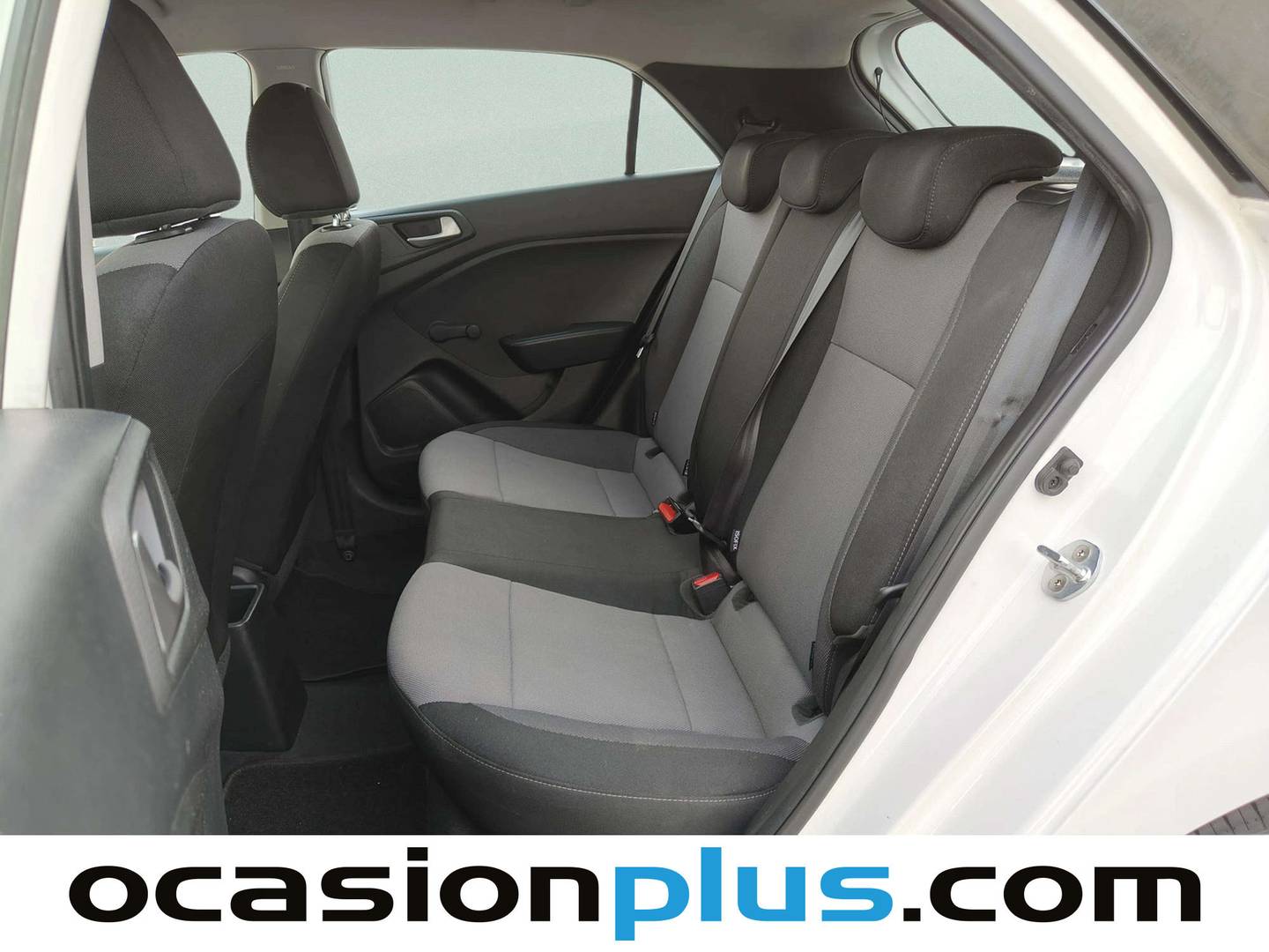 Foto asientos traseros Hyundai i20 Hyundai i20 1.0 TGDI Essence LE (100 CV)