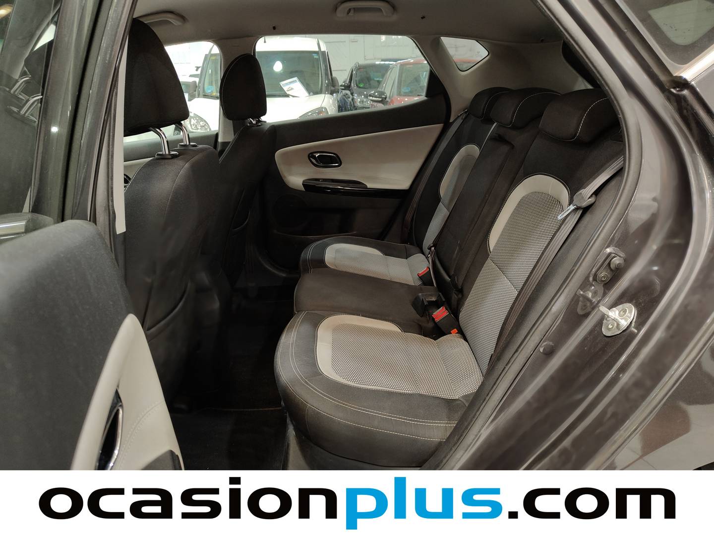 Foto asientos traseros KIA Ceed KIA Ceed 1.6 CRDi VGT x-Tech16 Eco-Dynamics (136 CV)