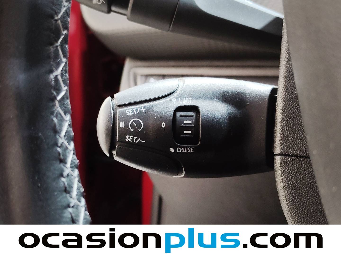 Foto Peugeot 2008 Peugeot 2008 BlueHDi 100 S&S Allure (100 CV)