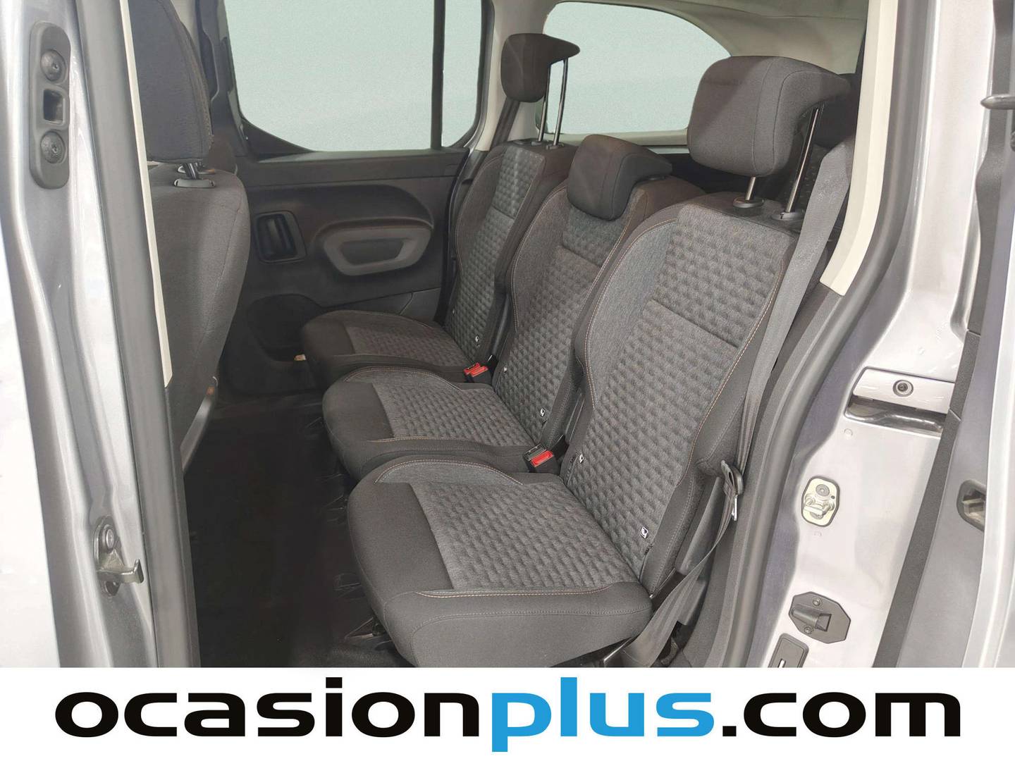 Foto Peugeot Rifter Peugeot Rifter BlueHDi 130 GT Long EAT8 (130 CV) 7 Plazas