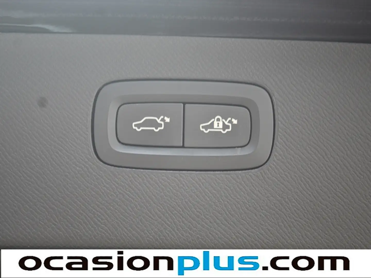 Foto Volvo XC90 Volvo XC90 B5 D Momentum Pro AWD Auto (235 CV) 7 Plazas