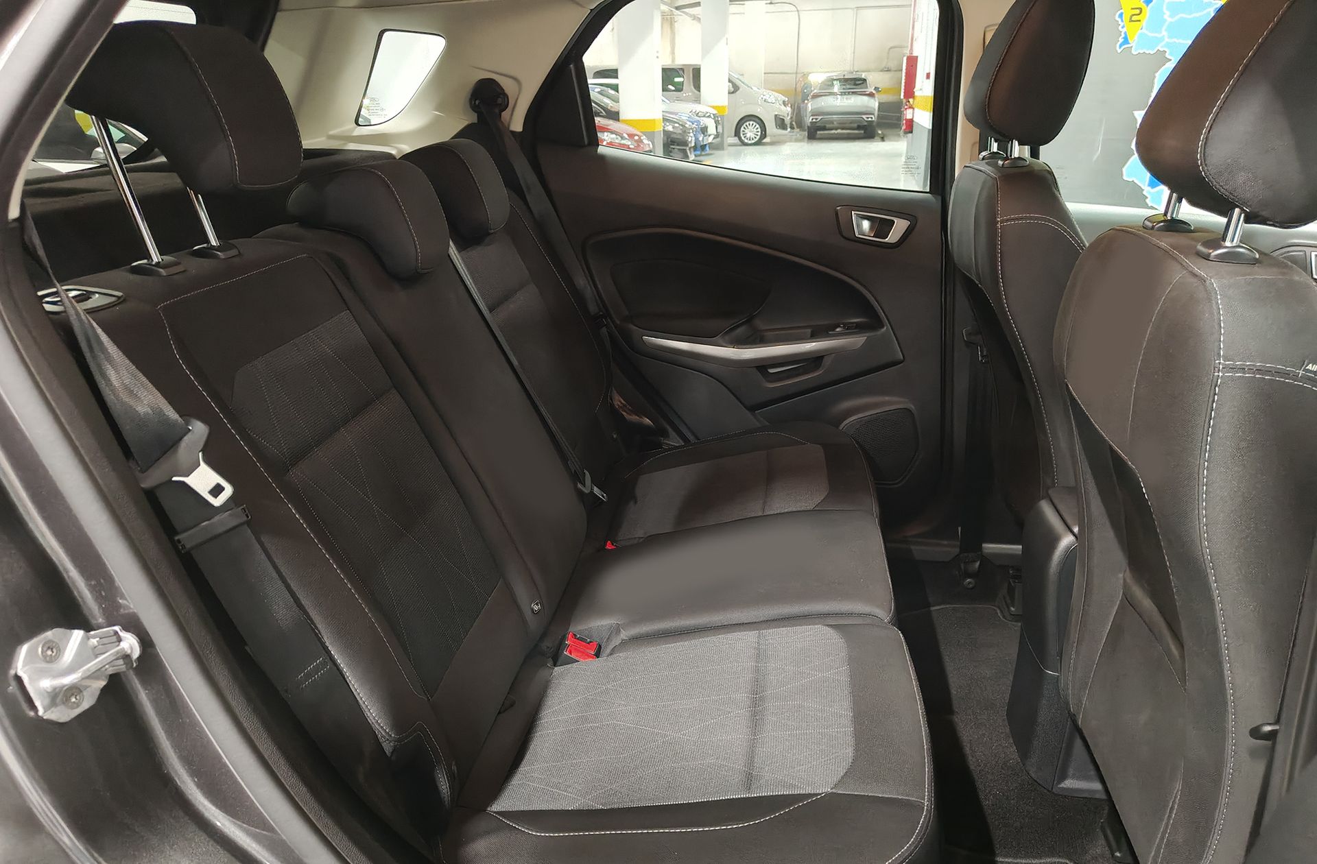 Ford EcoSport 1.0T EcoBoost Titanium - foto 16