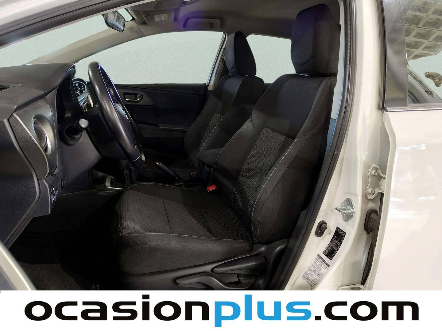 Foto asientos delanteros Toyota Auris Toyota Auris 130 Active (132 CV)