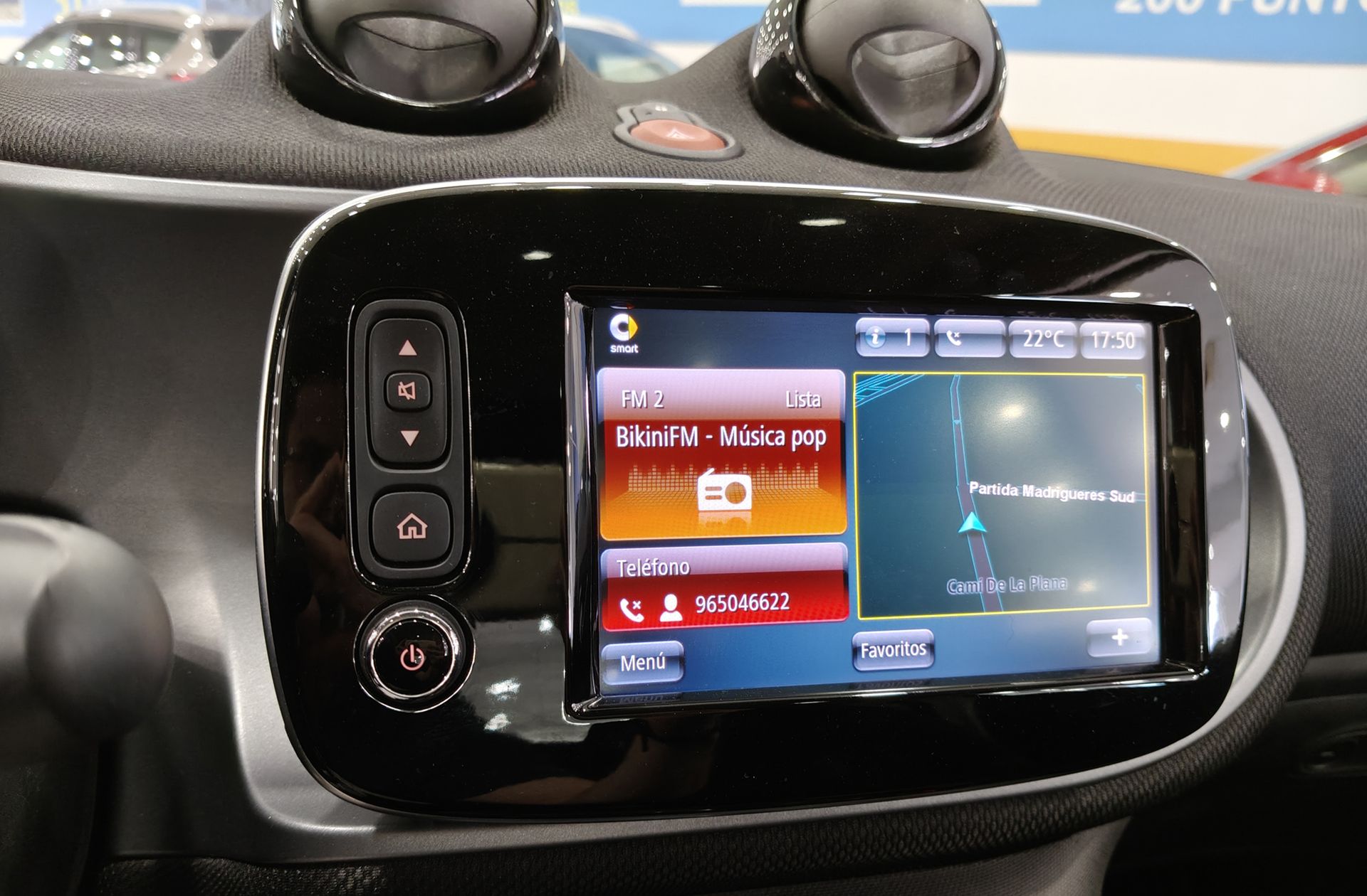 smart fortwo Coupe 66 - foto 30