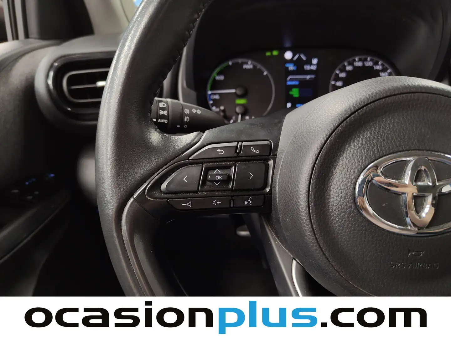 Foto Toyota Yaris Toyota Yaris 120H Business Plus (116 CV)