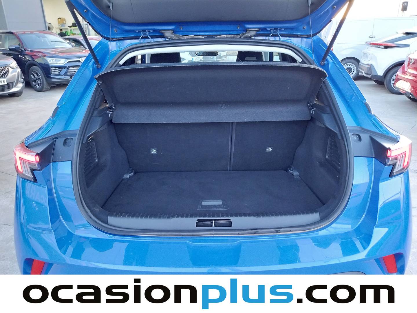 Foto Opel Mokka Opel Mokka 1.2 T Business Elegance (100 CV)