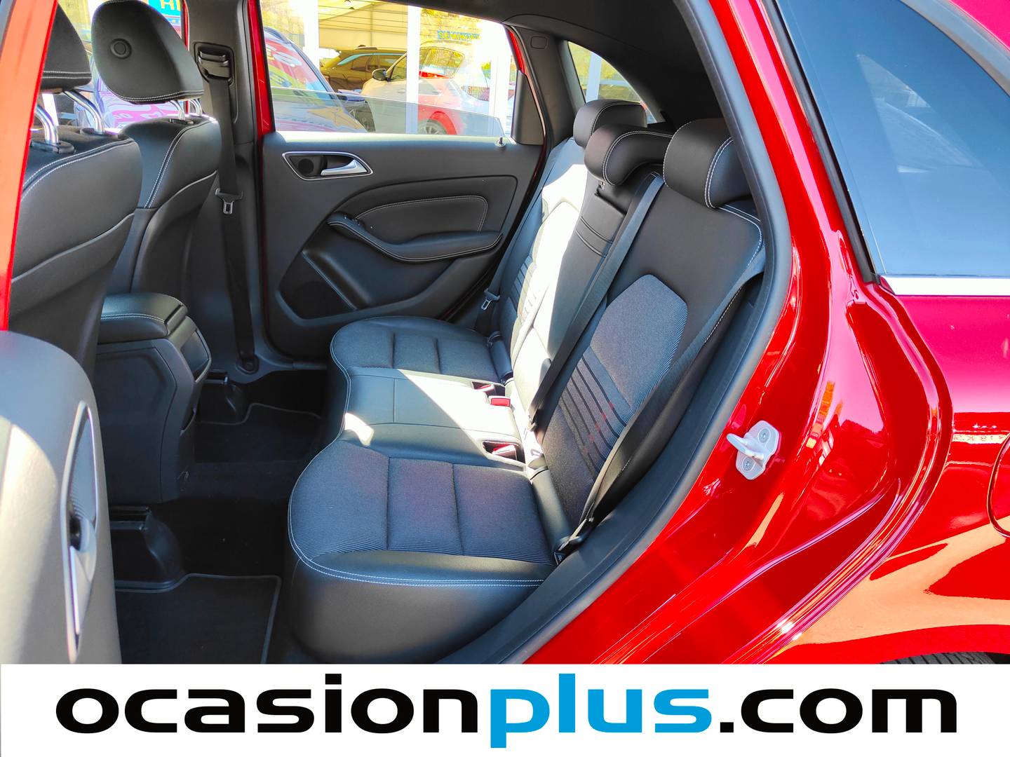 Foto asientos traseros Mercedes Clase B Mercedes-Benz Clase B 200 CDI (136 CV)