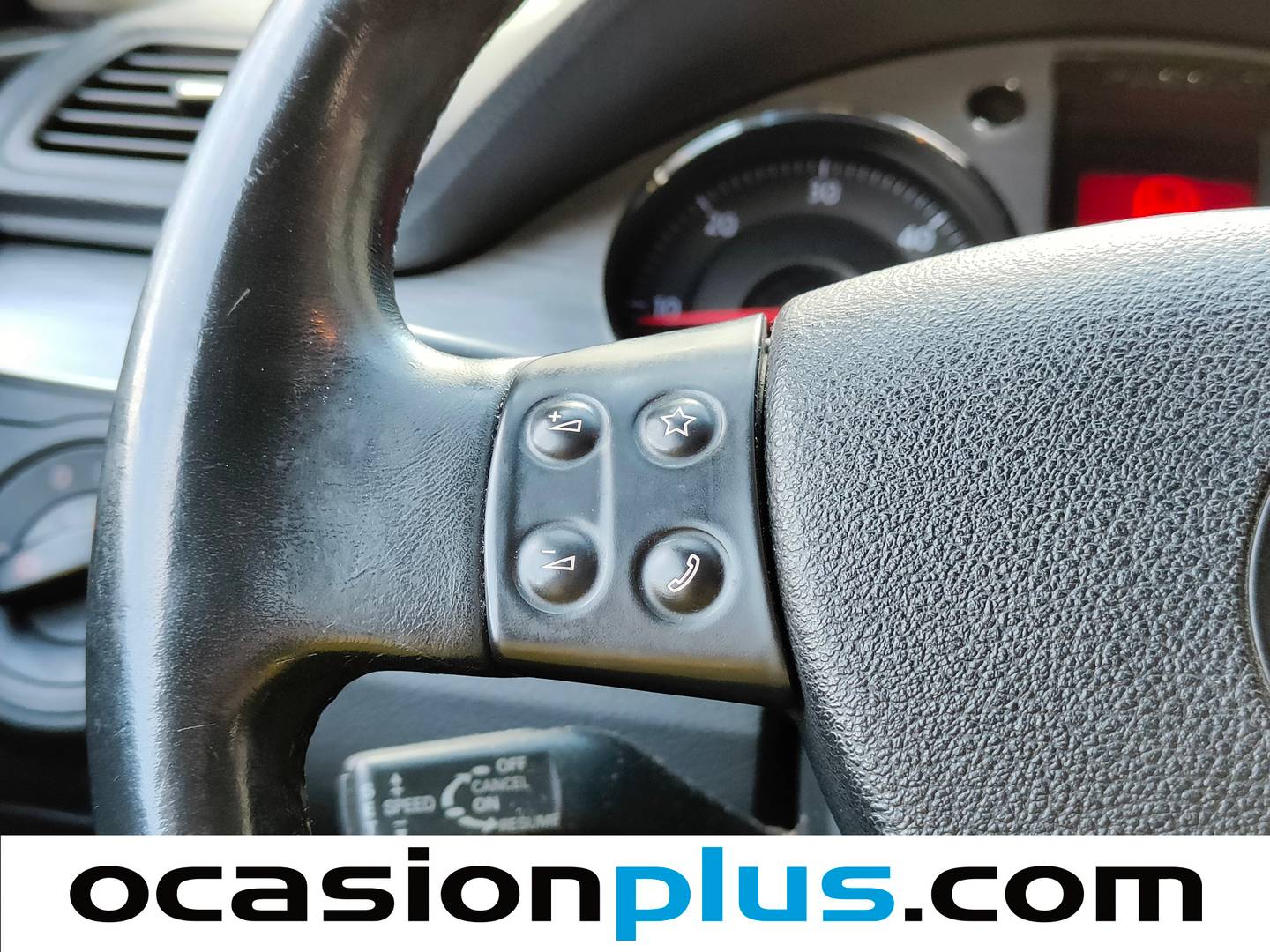 Extras y acabados del Volkswagen Passat Volkswagen Passat Highline 2.0 TDI (140 CV)