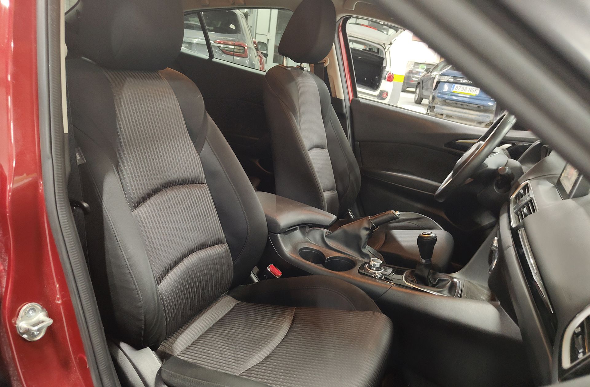 Mazda Mazda3 2.2 DE Style - foto 14
