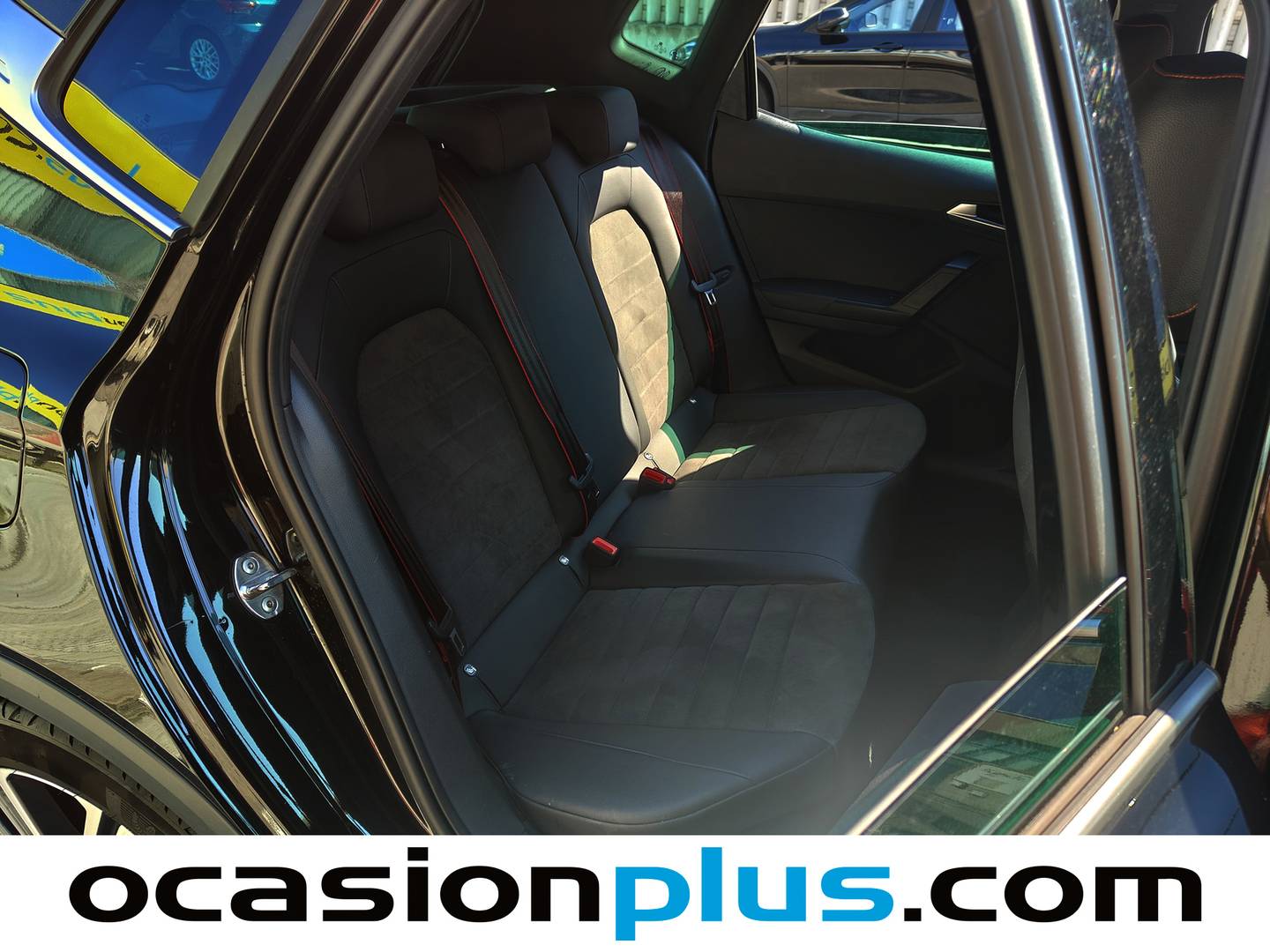 Foto Seat Arona SEAT Arona 1.0 TSI S&S FR XL (115 CV)