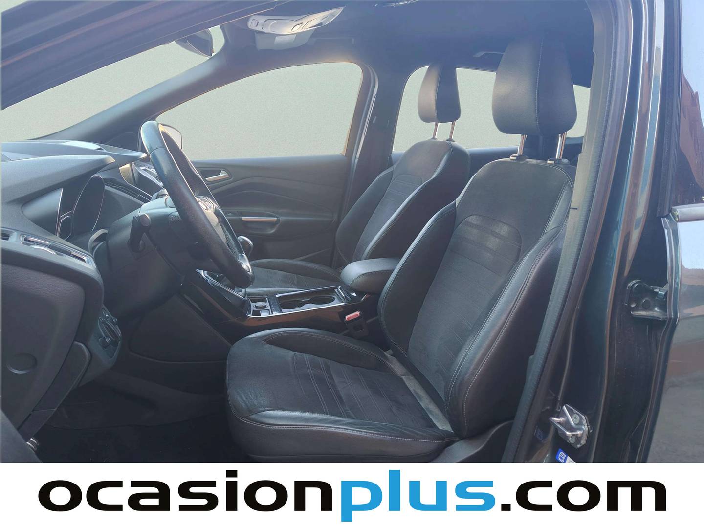 Foto asientos delanteros Ford Kuga Ford Kuga 1.5 TDCI S&S ST-Line 4x2 (120 CV)