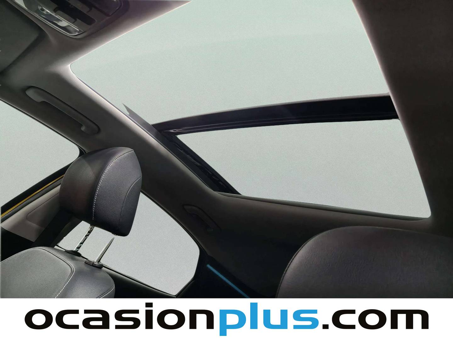 Extras del KIA XCeed KIA XCeed 1.6 MHEV Emotion DCT (136 CV)