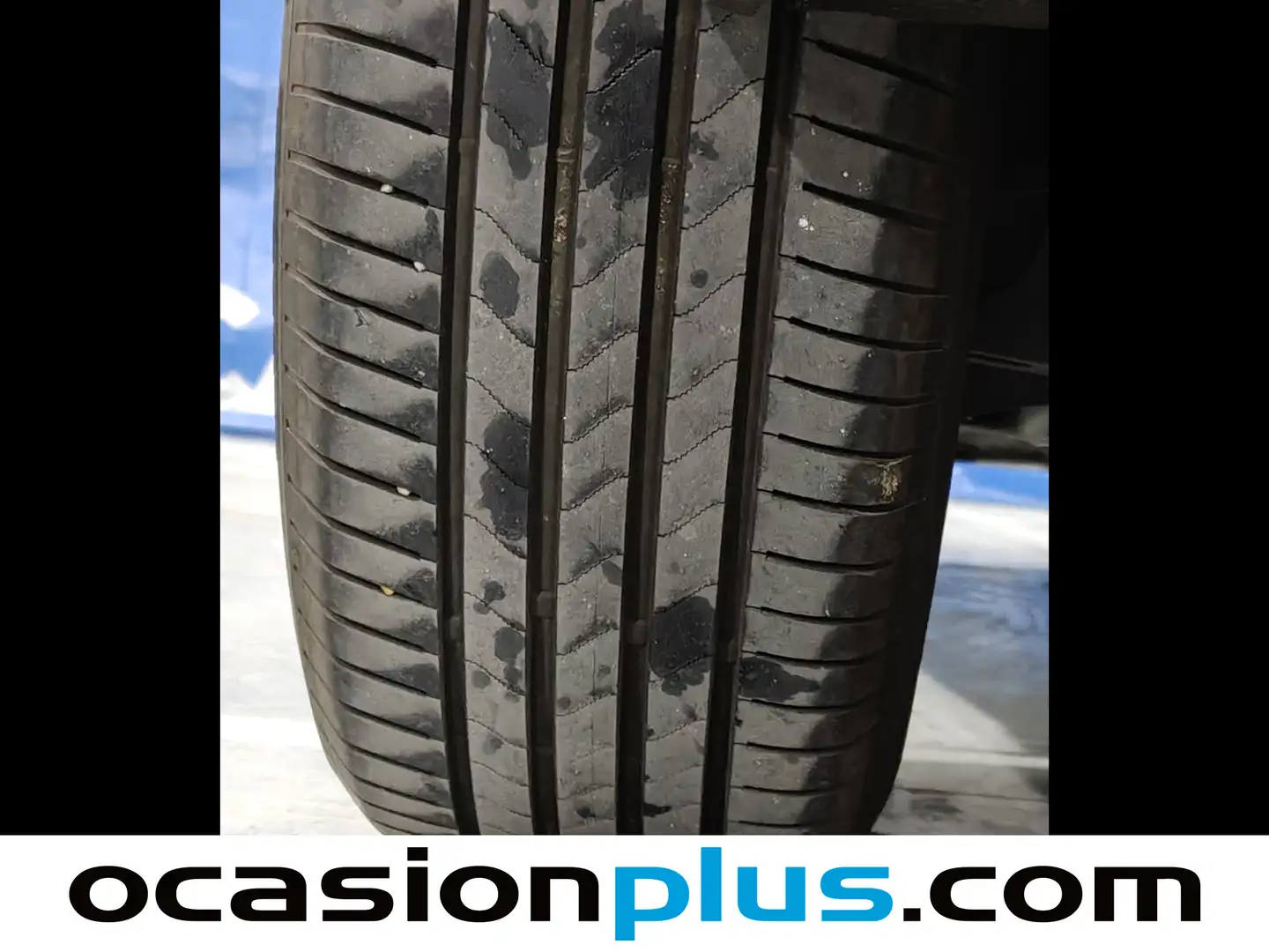 Foto Volvo XC40 Volvo XC40 T2 Momentum Core (129 CV)