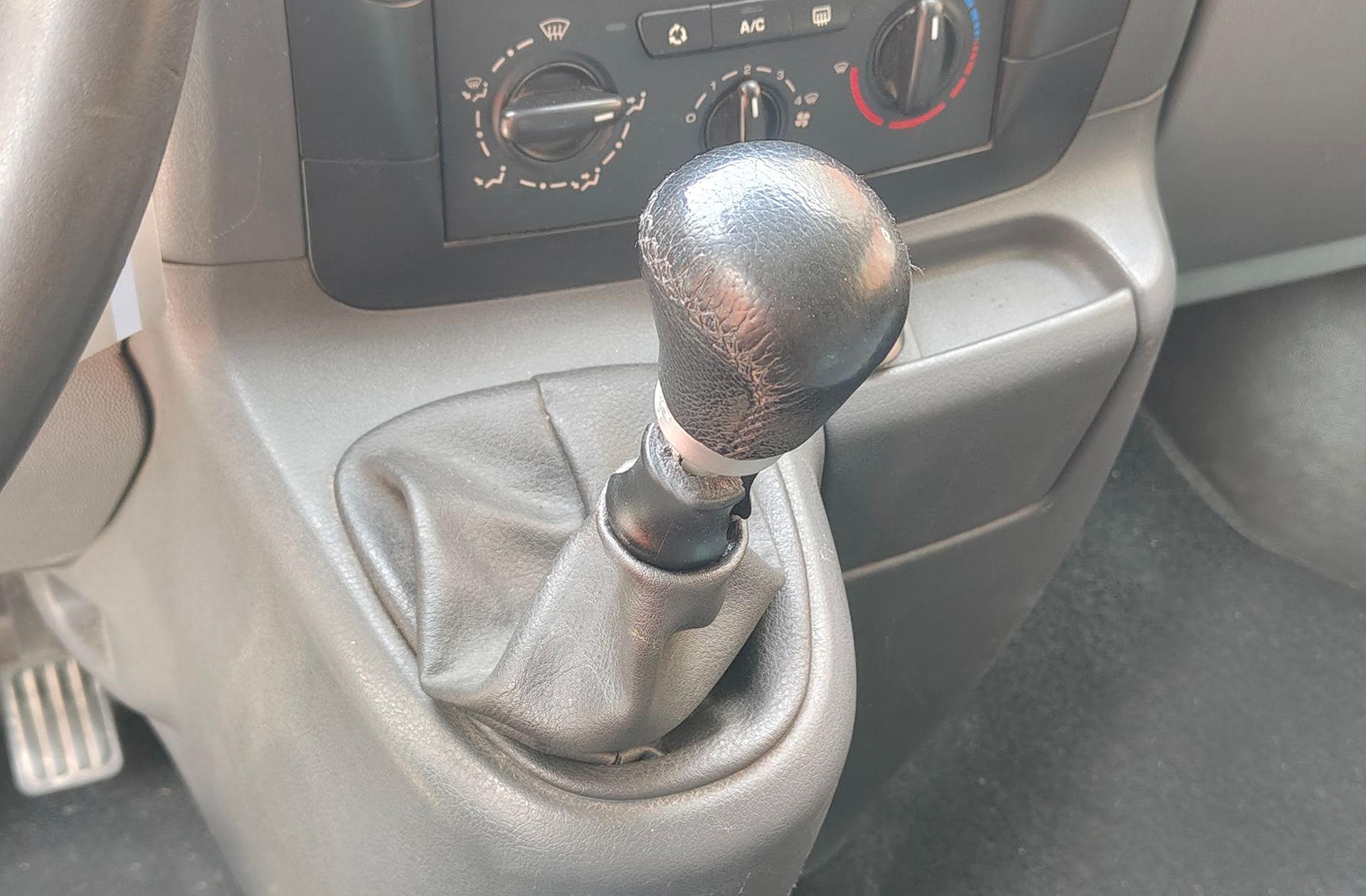 Peugeot Expert Combi 1.6 HDi L1 6 plazas - foto 5