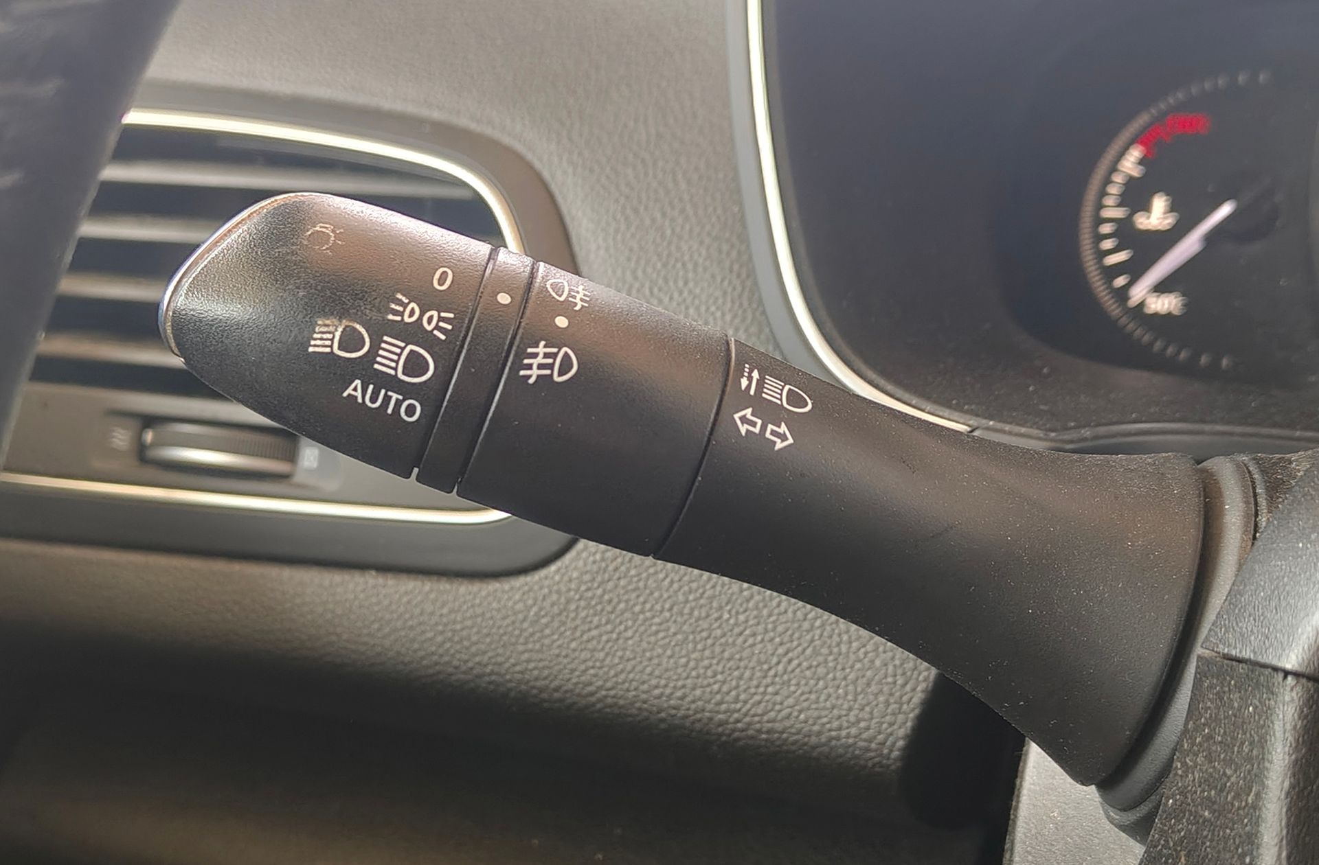 Renault Mégane Sport Tourer Limited Energy TCe - foto 23