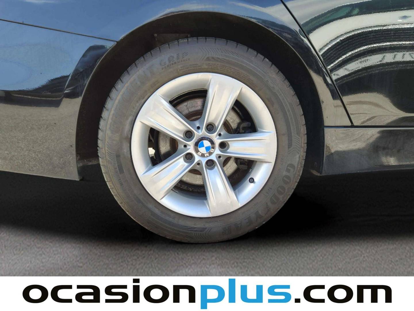 BMW Serie 3 BMW Serie 3 318d Touring (143CV) de segunda mano